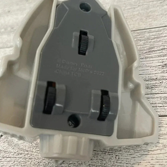 2022 McDonald's Happy Meal Toy Buzz Lightyear #8 Mo Piloting the XL-07 - Picture 7 of 7